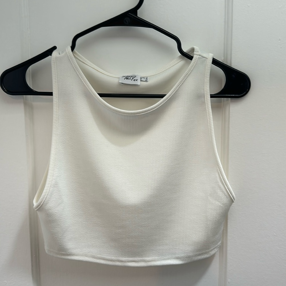 Princess Polly crop top. Size 6.